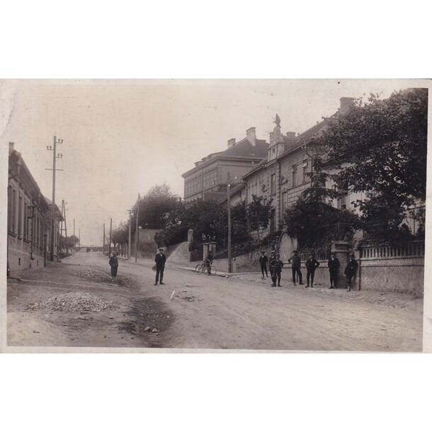 pohladnica-bustehrad-1
